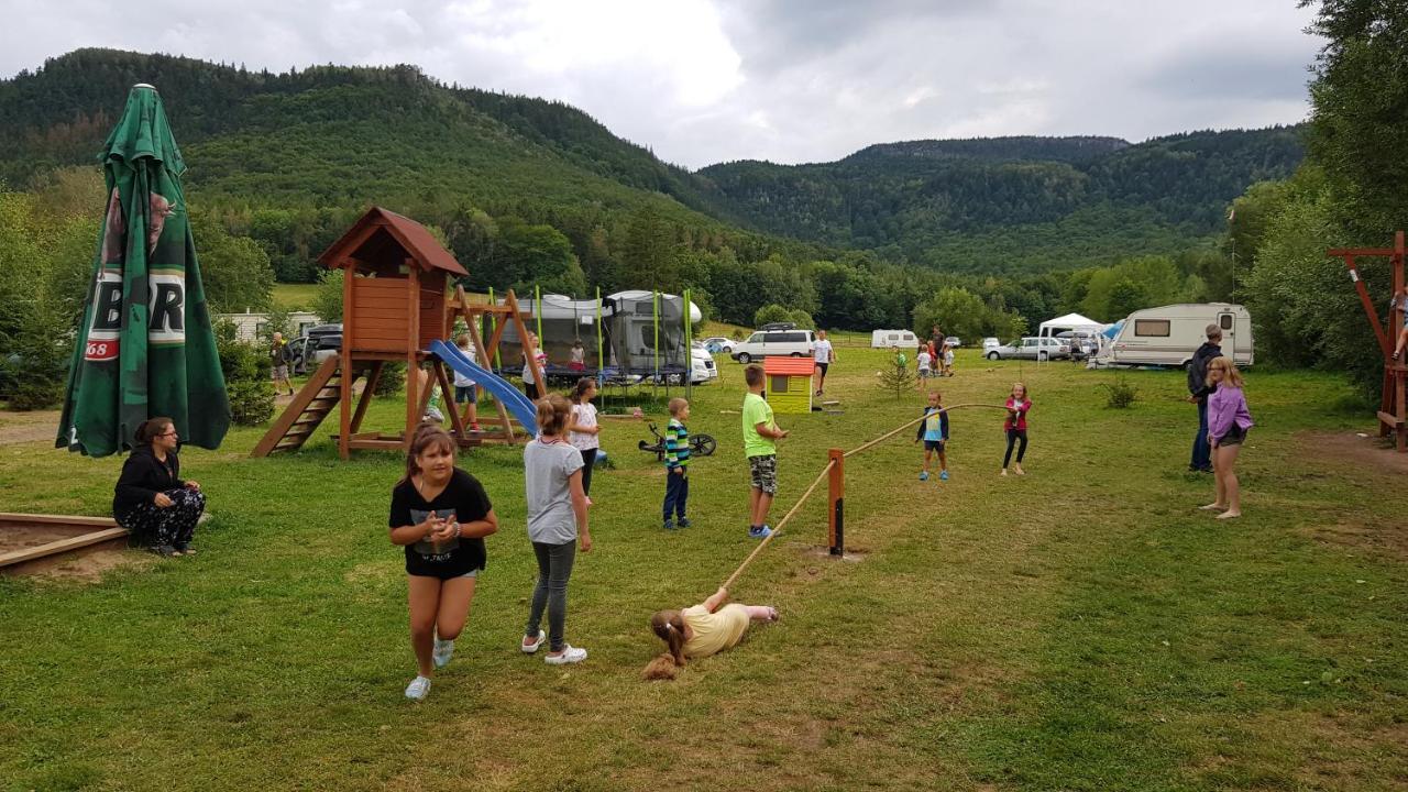 Camper Park Radkow Villa Exteriör bild